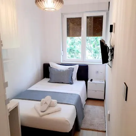 Apartment Urban Luxury Oasis Split