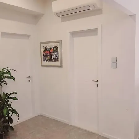 شقة Urban Luxury Oasis سبليت